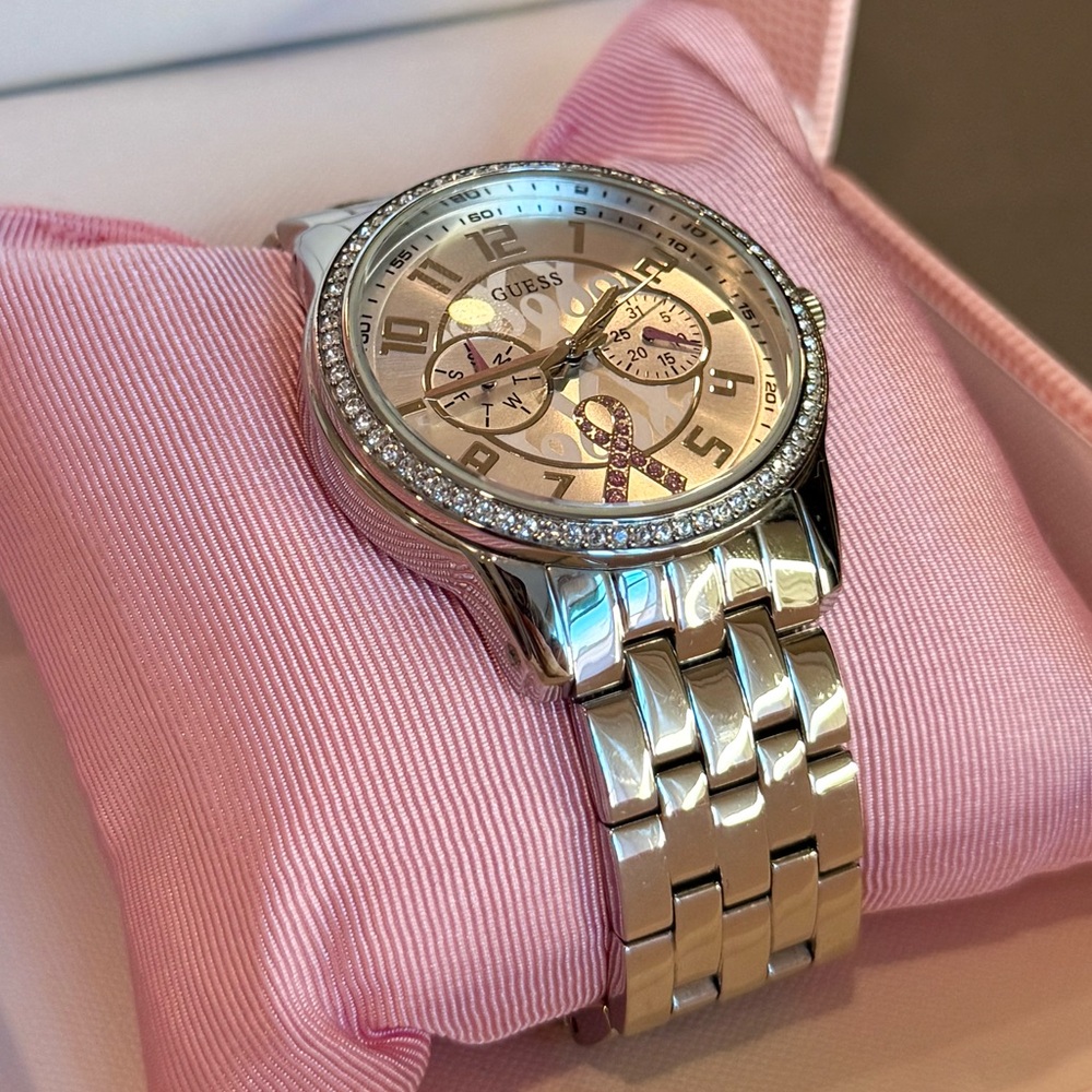 GUESS Limited Edition Breast Cancer Awareness Silver Watch - Picture 4 of 6